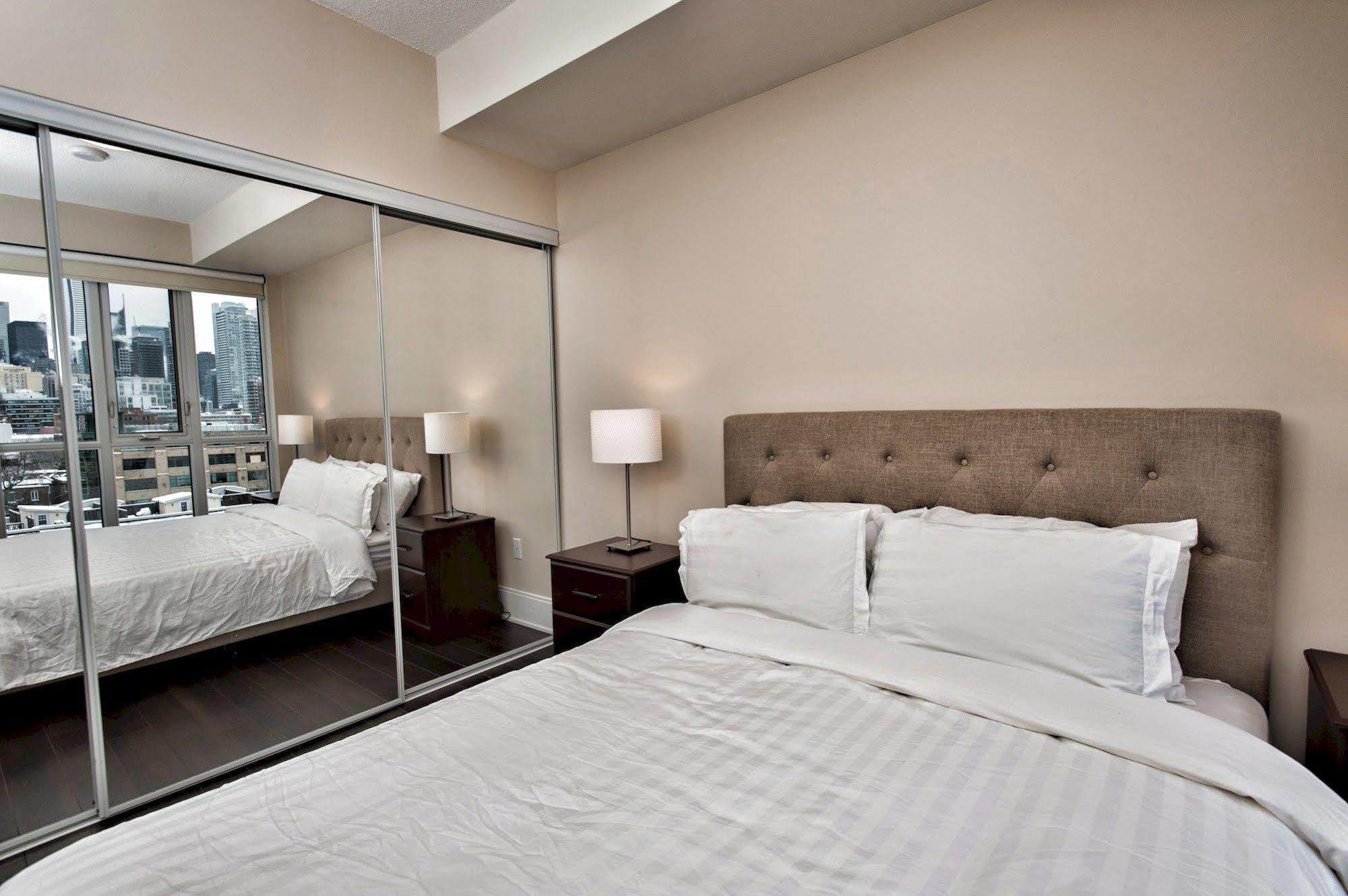 Life Suites Luxury Downtown Condos Toronto Luaran gambar