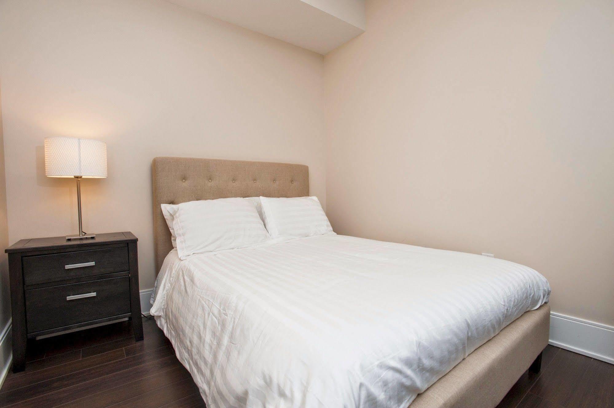 Life Suites Luxury Downtown Condos Toronto Luaran gambar